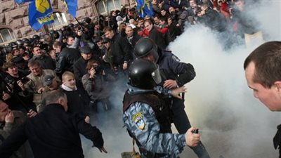 أوكرانيا تقرر منع التظاهرات