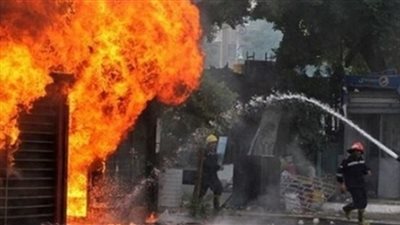 السيطرة على حريق في مخزن زيوت سيارات بالإسكندرية