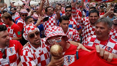 جمهور كرواتيا يحتشد في شوارع موسكو قبل نهائي المونديال (صور)