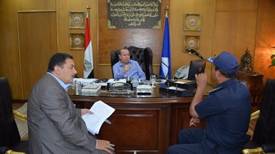 رفع درجة تأمين المنشآت الدينية والصناعية بدمياط