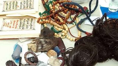 أغرب المواد المستخدمة في «السحر والشعوذة»..«دم الغزال» لكتابة الأعمال والأحجبة.. «قرن الخرتيت» لتحضير الجن.. الزعفران الهندي وكمين العفريت ضمن القائمة..و10 مليارات جنيه ي