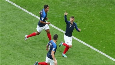 «جريزمان» يضيف الهدف الثاني لفرنسا في مرمى كرواتيا