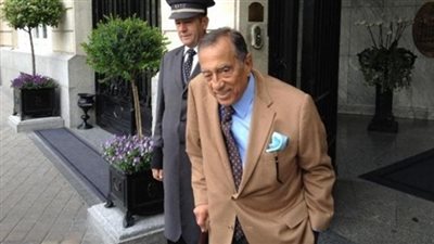 محامى حسين سالم: تقدمت بأوراق تصالح موكلى للنيابة