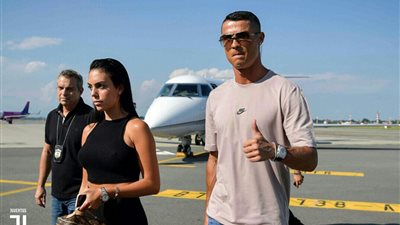 كرستيانو رونالدو يصل إلى تورينو لإكمال عملية الانتقال ليوفنتوس