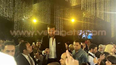 بالصور.. «الليثي وبوسي وسامو زين» يحيون حفل زفاف «تقى زيدان»