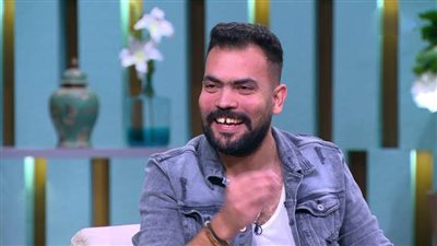 خالد عليش: يكفيني إنه مكتوب بالسي في بتاعي إني وقفت قدام عادل إمام (فيديو)