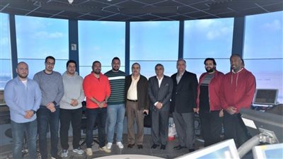 في أولي جولاته.. وزير الطيران يتفقد مطار القاهرة