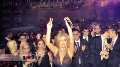 بالصور.. نيكول سابا تحيي أحد الأفراح بفستان يثير اعجاب جمهورها