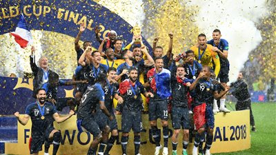 مكافأة خيالية للاعبي المنتخب الفرنسي بعد التتويج بالمونديال