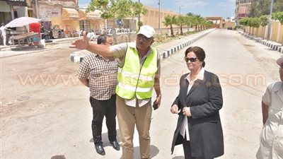 بالصور.. نائب محافظ البحيرة يتفقد حملة النظافة بحوش عيسى
