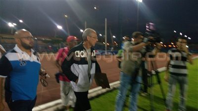 بالفيديو والصور.. فييرا يقود المران الأول لسموحة استعدادا لـ«الأهلي»