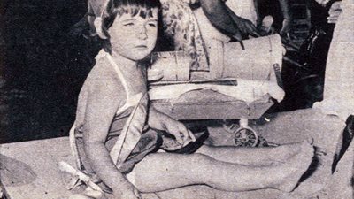 «المايوه» المحتشم يفوز في مسابقة «مسز هليوبوليس»