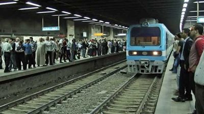رئيس «المترو» يبحث مع قيادات الشركة عدم تكرار تعطل القطارات