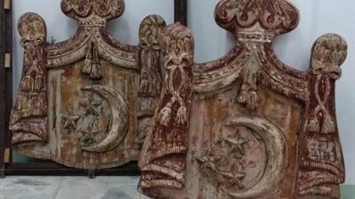 الآثار تتسلم 116 قطعة أثرية بعد محاولة تهريبها من ميناء دمياط