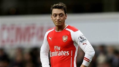 سفير الصين في القاهرة يوجه دعوة لمسعود أوزيل ليتأكد من زيف تعذيب الإيغور