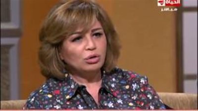 بالفيديو.. إلهام شاهين تكشف تفاصيل زيارتها لـ«حسني مبارك»