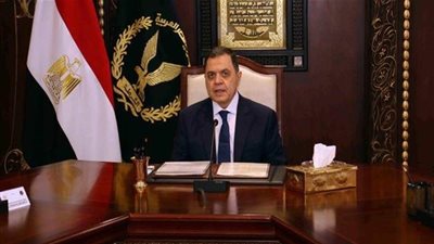 وزير الداخلية يوافق على قبول دفعة جديدة لكلية الشرطة