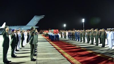 بالفيديو والصور.. لحظة وصول جثامين شهداء الإمارات لمطار «البطين» بأبو ظبي