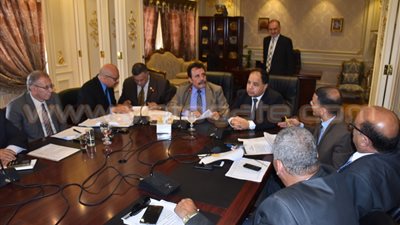 «قوى عاملة النواب» تناقش مشروع قانون انتخاب ممثلي العمال