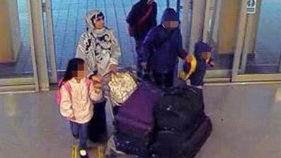 ديلي ميل: «زاهرة» تواجه تهمة اختطاف أبنائها للانضمام إلى «داعش»