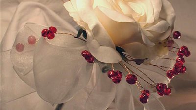 بالصور.. أروع بوكيه ورد لعروس 2014