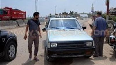 بالصور.. ضبط 3 سيارات تسير عكس الاتجاه بطريق الزقازيق أبوحماد