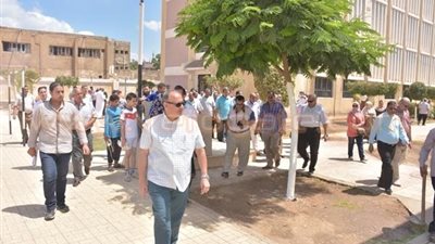 بالصور.. كوم حمادة تتجمل في اليوم الرابع لحملة «حلوة يا بلدي»