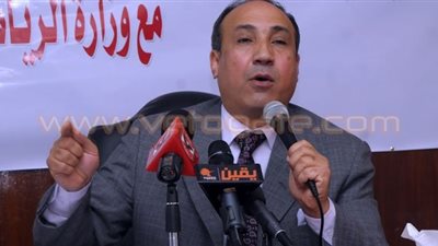 نقيب المهن الرياضية يهنئ الأهلي بالفوز بالسوبر