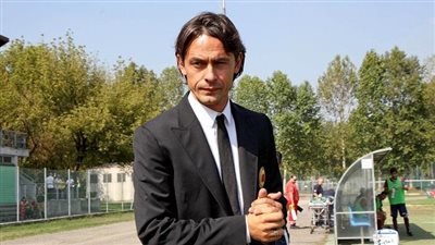 «إنزاجي»: فخور بتدريب «الميلان»