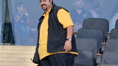 مشجع أهلاوي لـ«عرابي»: «عاوزك تخلص لي صفقة زواجي»