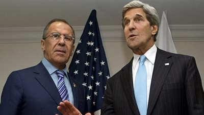 «لافروف» يبحث مع «كيري» الوضع في سوريا ومحاربة «داعش»