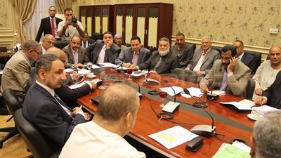 «زراعة النواب» توصي بزيادة سعر توريد طن القصب من 400 إلى 500 جنيه