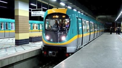 «المترو»: تحذير السائقين بعدم اصطحاب أي شخص بكابينة القيادة (فيديو)