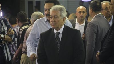 حلمي طولان وجمال عبد الحميد يصلان عزاء طارق سليم