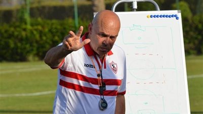 مدير الكرة بالزمالك يوضح حقيقة أزمته مع «جروس» بسبب الوديات