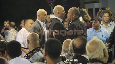 الظهور الأول لـ«التوءم» في عزاء طارق سليم بعد واقعة حبس حسام حسن