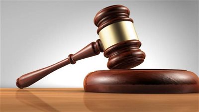 المشدد 5 سنوات لعاطلين بتهمة سرقة حقيبة وسيارة في المطرية