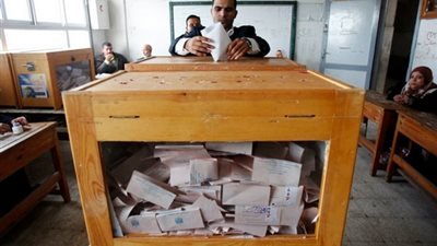 الاتحاد الأوربي يشارك بـ 100 مراقب في الاستفتاء على الدستور