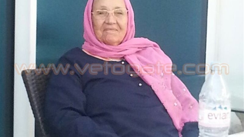 والدة الفنانة لطيفة