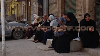 رحلة أولياء الأمور في امتحانات القدرات «شقاء.. تضحية.. وحلم» (تقرير)