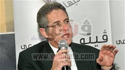 طارق حلمى: الأفضل أن يتجه المركزى لتثبيت الفائدة حرصًا على المودعين