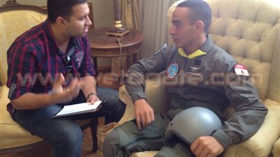 الأول على الكلية الجوية: «أمي سر نجاحي»