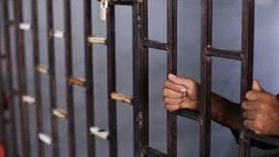 ضبط شاب وطفلة بتهمة ارتكاب فعل فاضح بالطريق العام في عين شمس