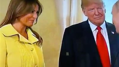 فيديو يكشف خوف ميلانيا ترامب من بوتين خلال مصافحتهما