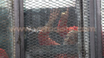 تأجيل إعادة محاكمة بديع وآخرين بـ«أحداث الإرشاد» لـ10 أكتوبر