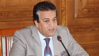 وزير التعليم العالي: 20 ألف مصري يدرسون في بريطانيا