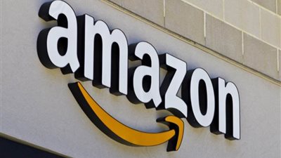 القيمة السوقية لأمازون تصل إلى 900 مليار دولار وتهدد عرش أبل