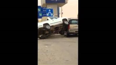 بالفيديو.. «داتسون» تصطدم بـ «جى ام سى» في السعودية