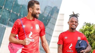 بعثة الأهلي تتحرك لملعب الجوهرة الزرقاء في الواحدة ظهرًا