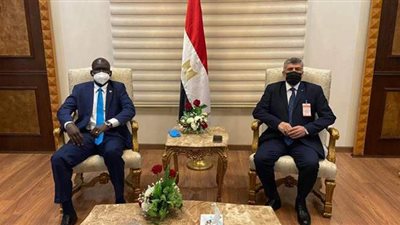 الشباب والرياضة تستقبل نظيرها السودانى في مؤتمر القاهرة القومى